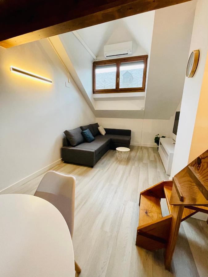 Dúplex, garaje y wifi en el centro de Biescas Exterior foto